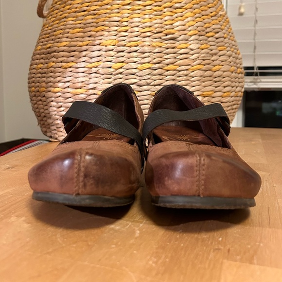 OTBT leather Mary-Jane wedges - Picture 4 of 13